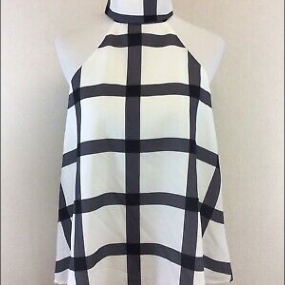 Lulus never worn plaid top - Picture 3 of 5